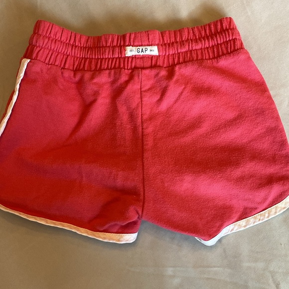 Gap size S 6-7 comfy shorts bundle. Good condition. - Picture 7 of 16